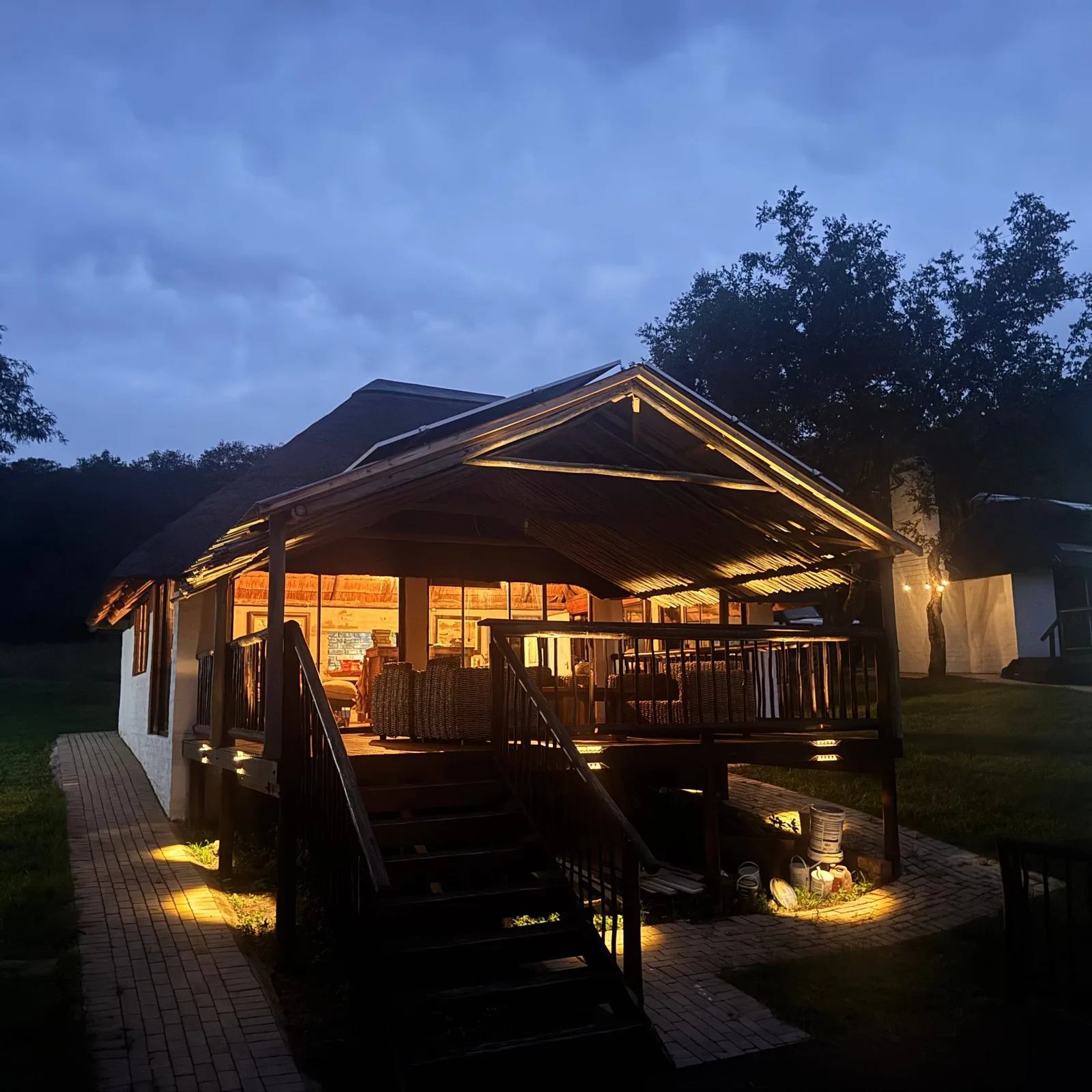 Cowley Safaris