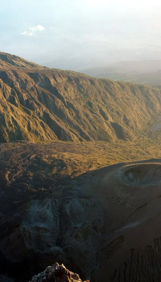 Nyika Discovery - Mount Meru climbing